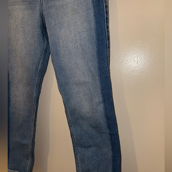 Hollister Straight Leg Jeans - Picture 3 of 4